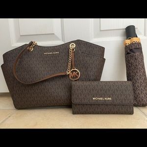 Michael Kors umbrella